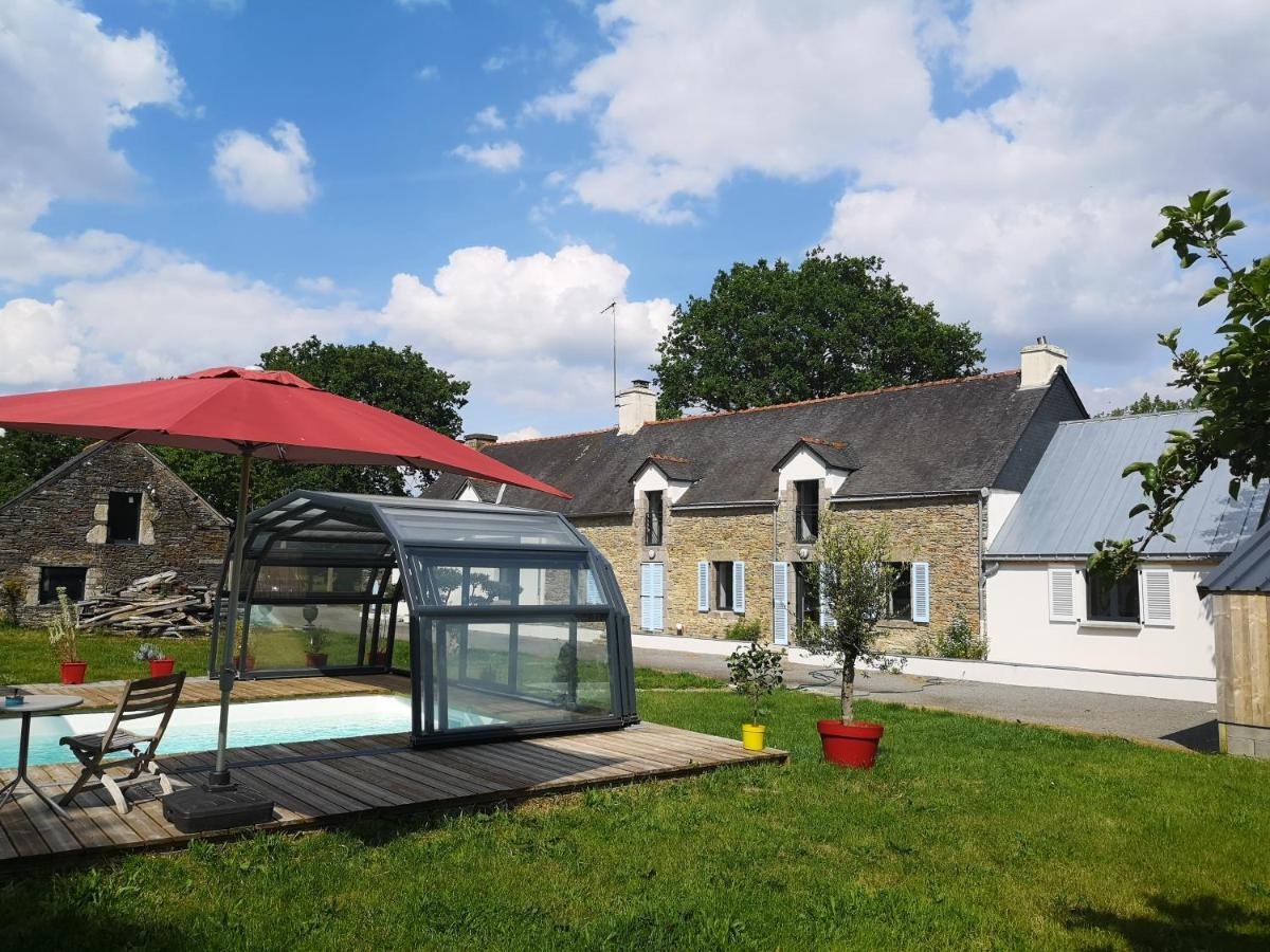La Galnais Villa Ploermel Exterior photo