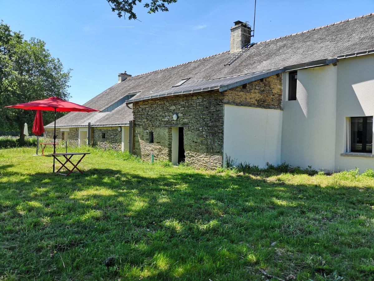 La Galnais Villa Ploermel Exterior photo